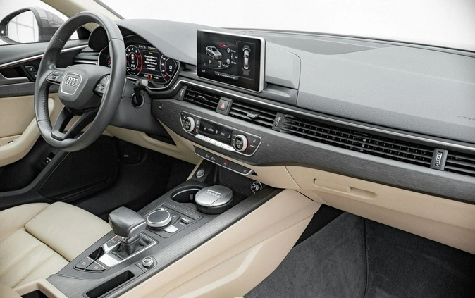 Audi A4 cena 114850 przebieg: 82336, rok produkcji 2019 z Wielichowo małe 742